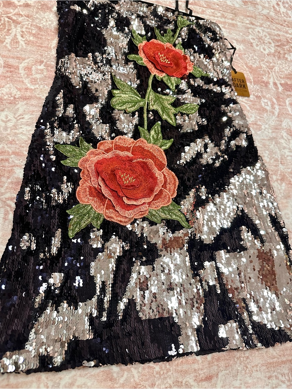 NWT 🌺 Sequins & Flower Appliqué Dress - Picture 2 of 11
